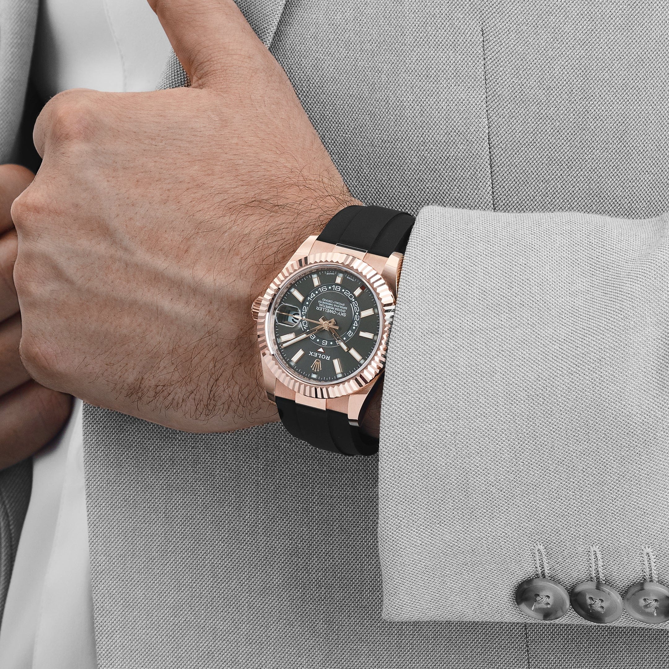Rolex Sky-Dweller 326235 Rose Gold Rhodium Dial