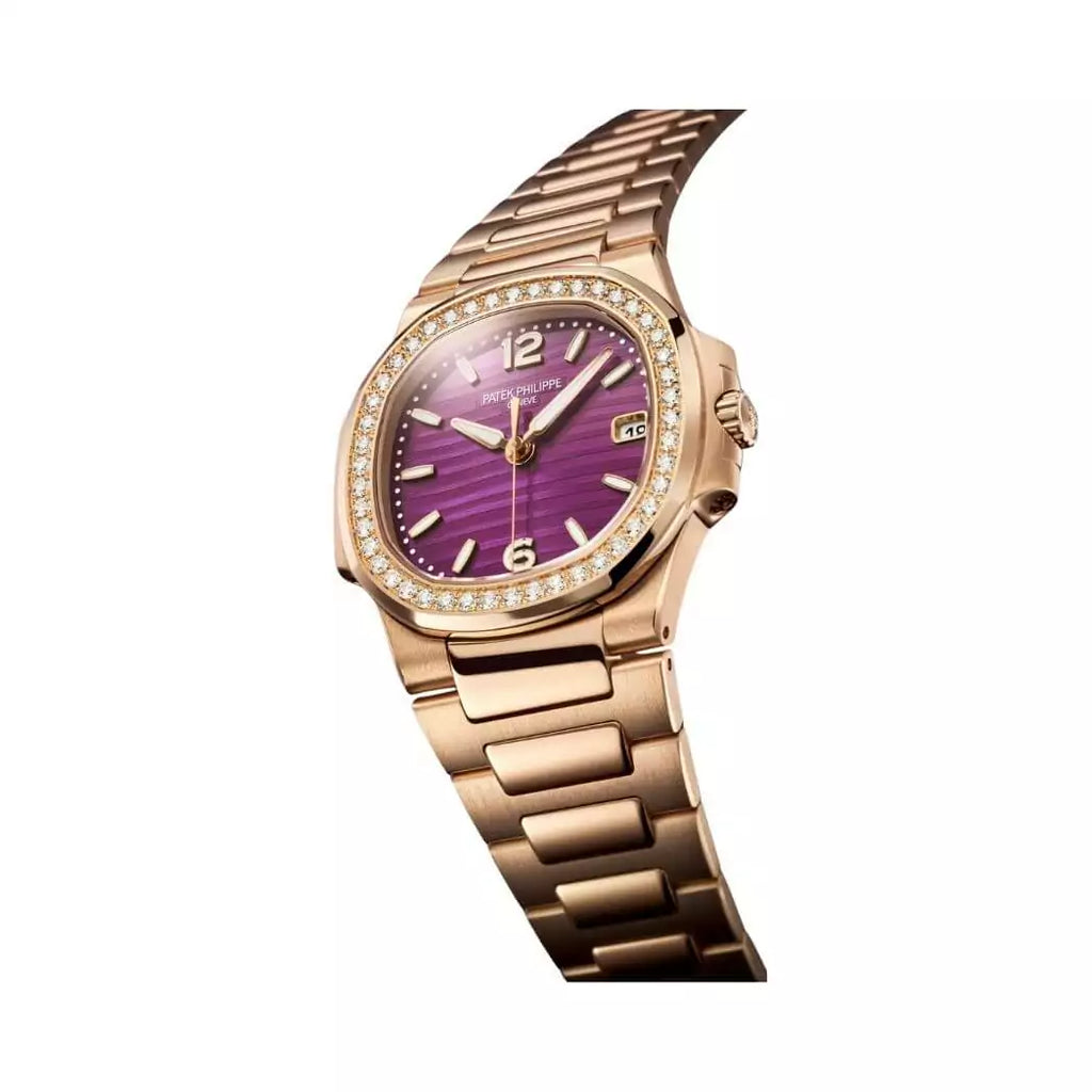 Patek Philippe Nautilus 7010/1R-013 Or rose et diamants Cadran violet