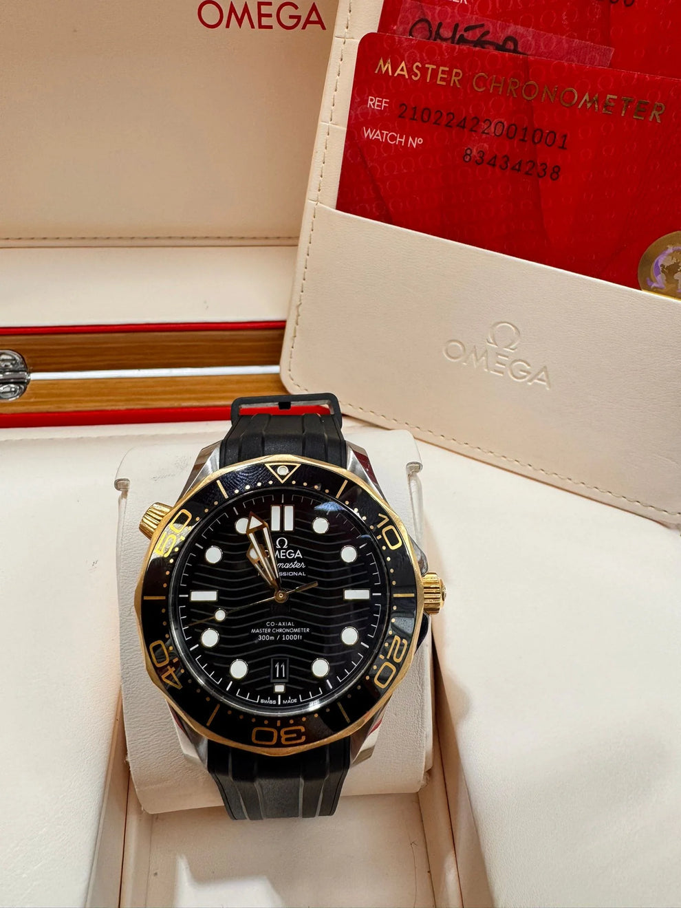 OMEGA SEAMASTER DIVER BLACK GOLD