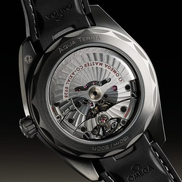 MONTRE HOMME OMEGA SEAMASTER EN CAOUTCHOUC GRIS