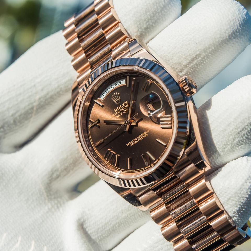 Rolex Day-Date
Day-Date 40mm Chocolate Dial 228235