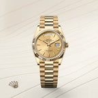 Rolex
Day-Date 36
Oyster, 36 mm, or jaune
RMC: M128238-0045