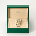 Rolex
Day-Date 36
Oyster, 36 mm, or jaune
RMC: M128238-0045